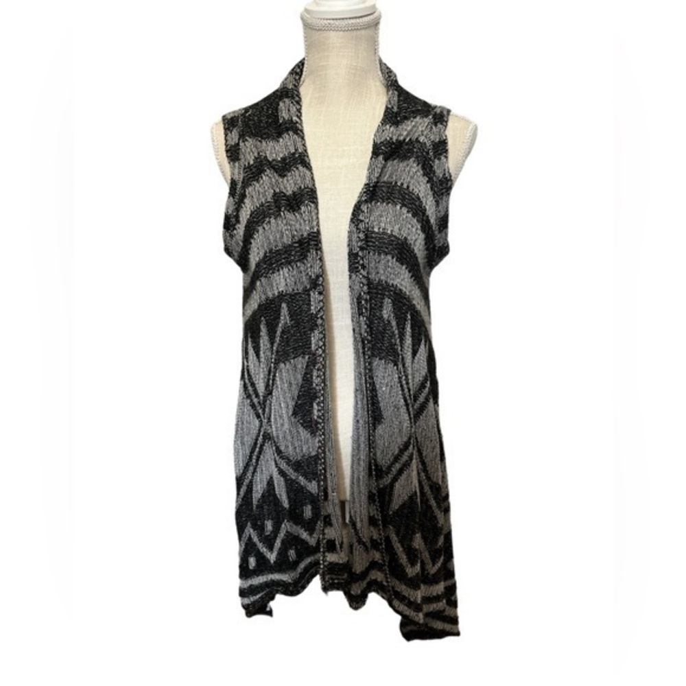 Charlotte Russe open front‎ sleeveless cardigan vest size small